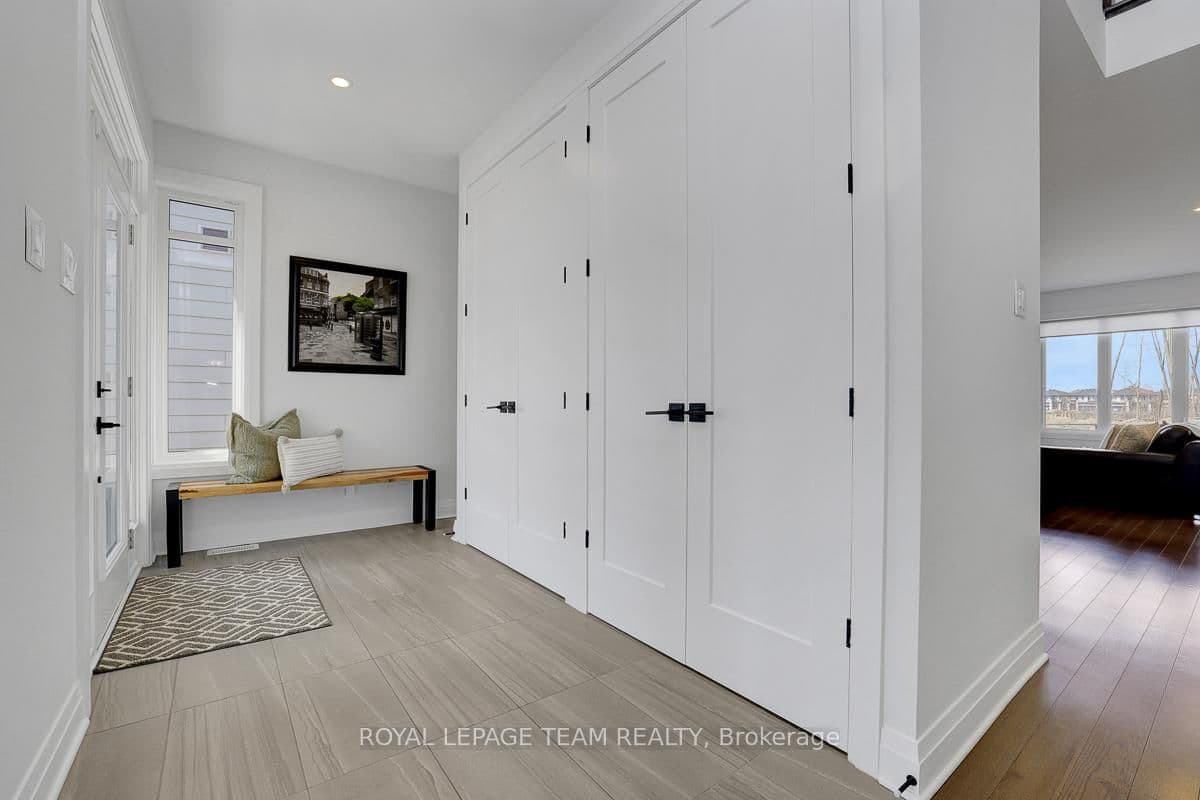 949 Atrium Ridge, Manotick, ON — photo 3