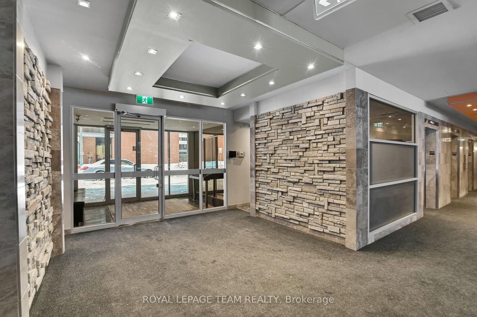 1407 - 470 Laurier Avenue, Ottawa, ON — photo 3