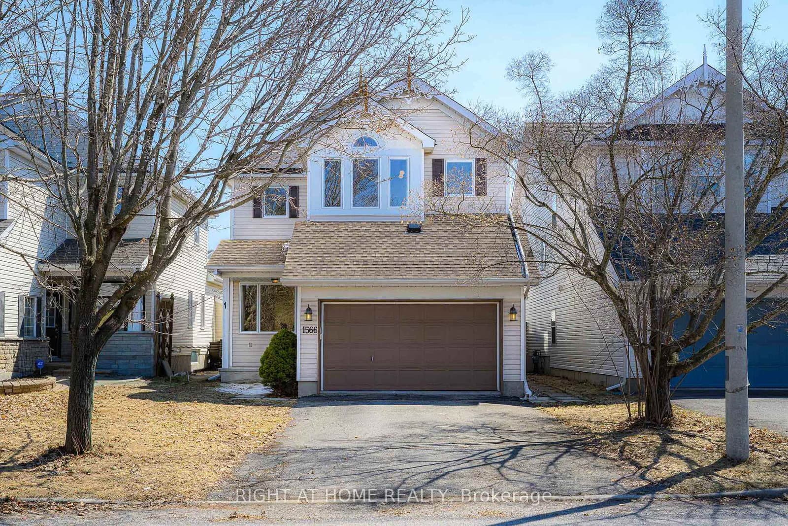 1566 Rumford Drive, Ottawa, ON