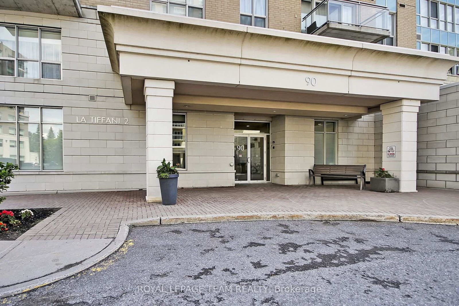 1104 - 90 Landry Street, Ottawa, ON — photo 2