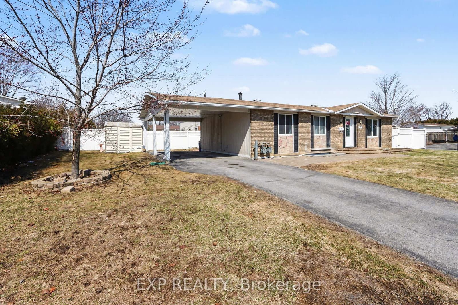 2 Folkstone Court, Ottawa, ON — photo 2