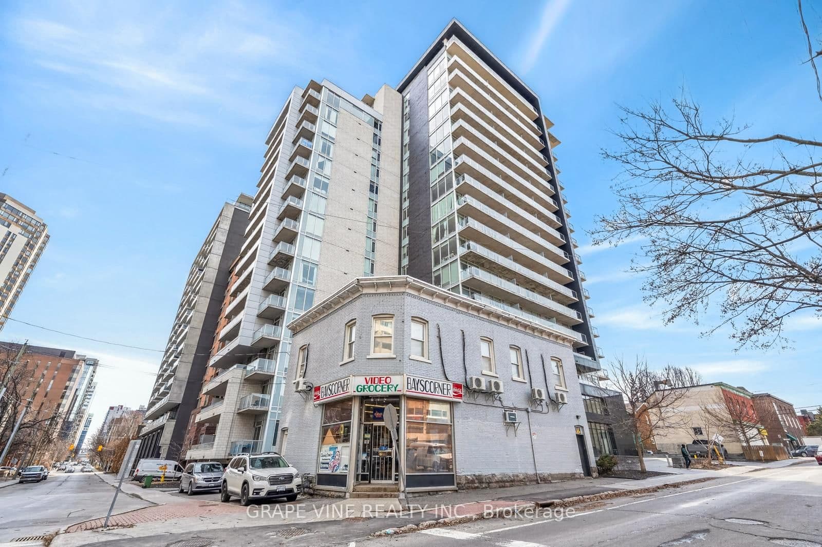 1010 - 255 BAY Street, Ottawa, ON