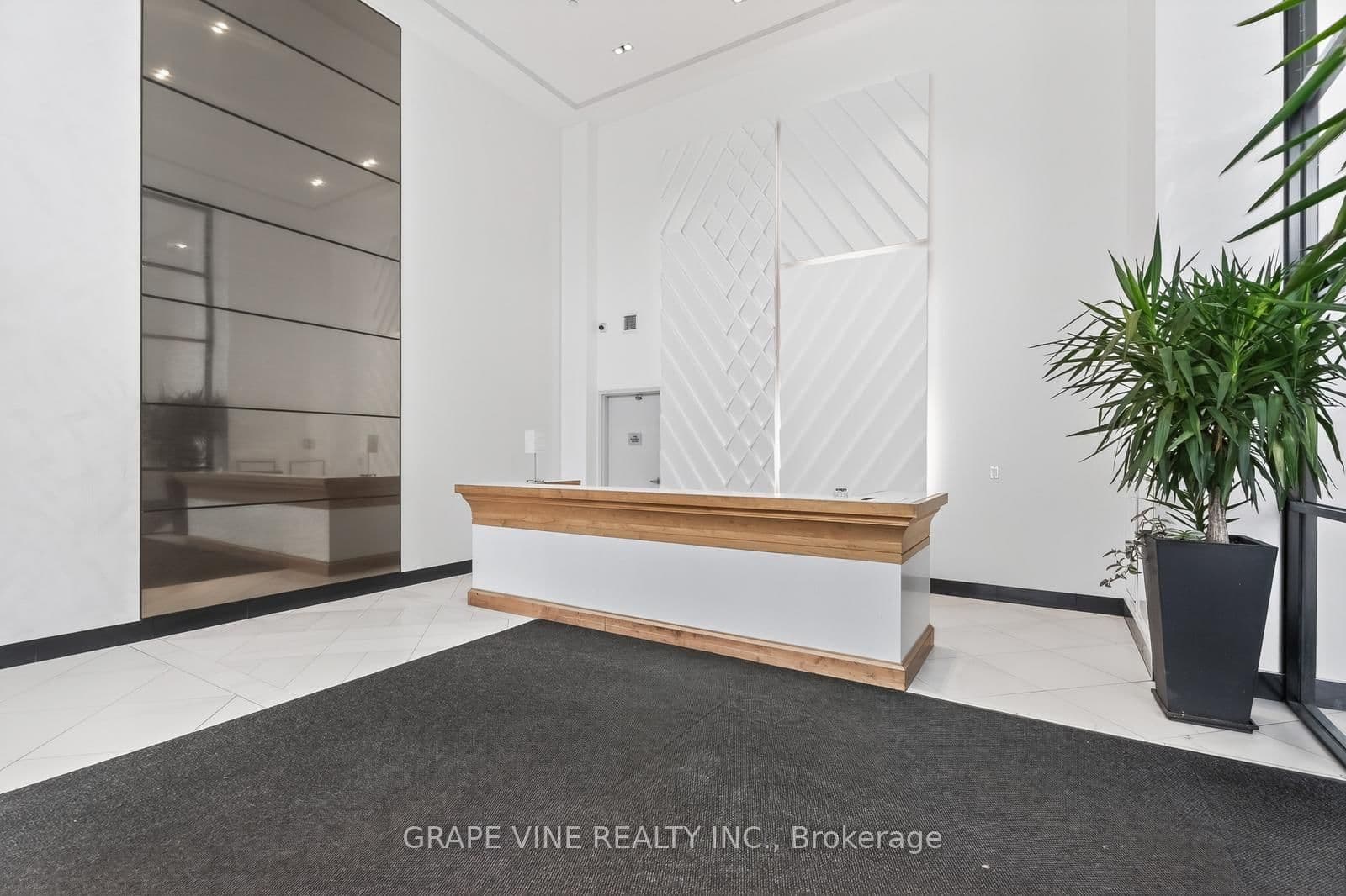 1010 - 255 BAY Street, Ottawa, ON — photo 3