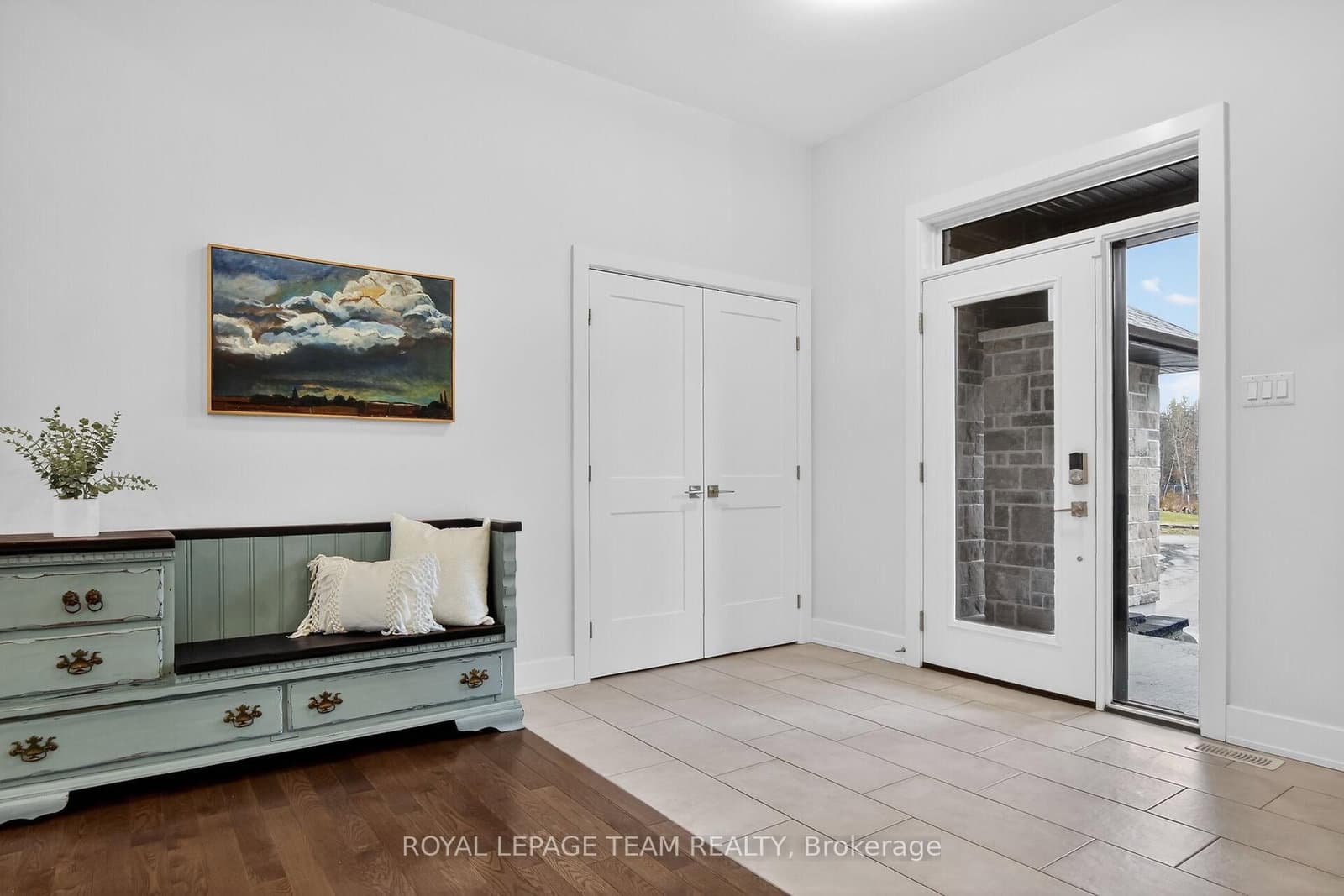 144 Country Meadow Drive, Carp, ON — photo 3