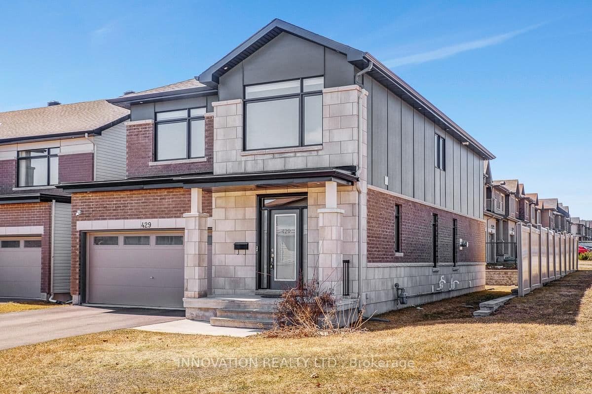 429 Fernside Street, Ottawa, ON — photo 2