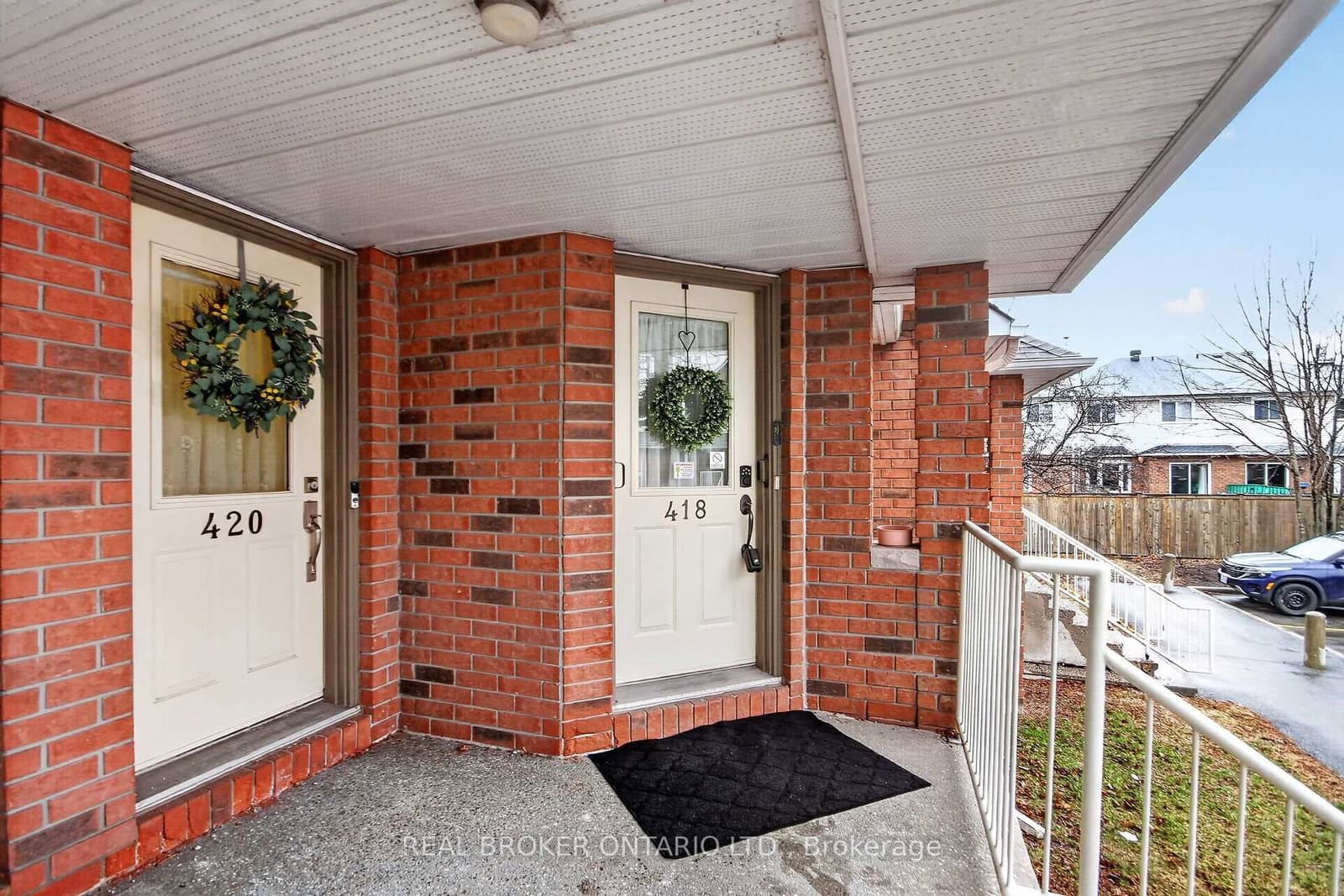 418 Briston Private, Ottawa, ON — photo 2