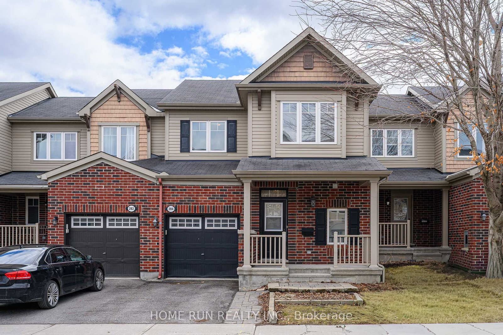 284 PAR-LA-VILLE Circle, Ottawa, ON