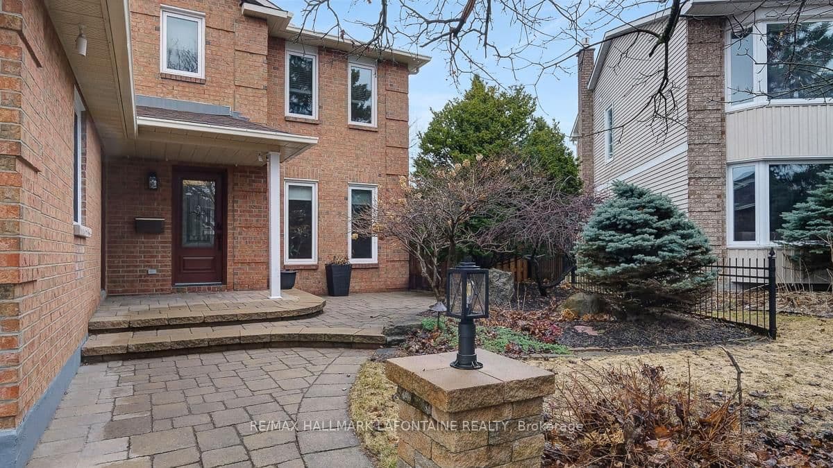 1288 Turner Crescent, Orleans, ON — photo 2