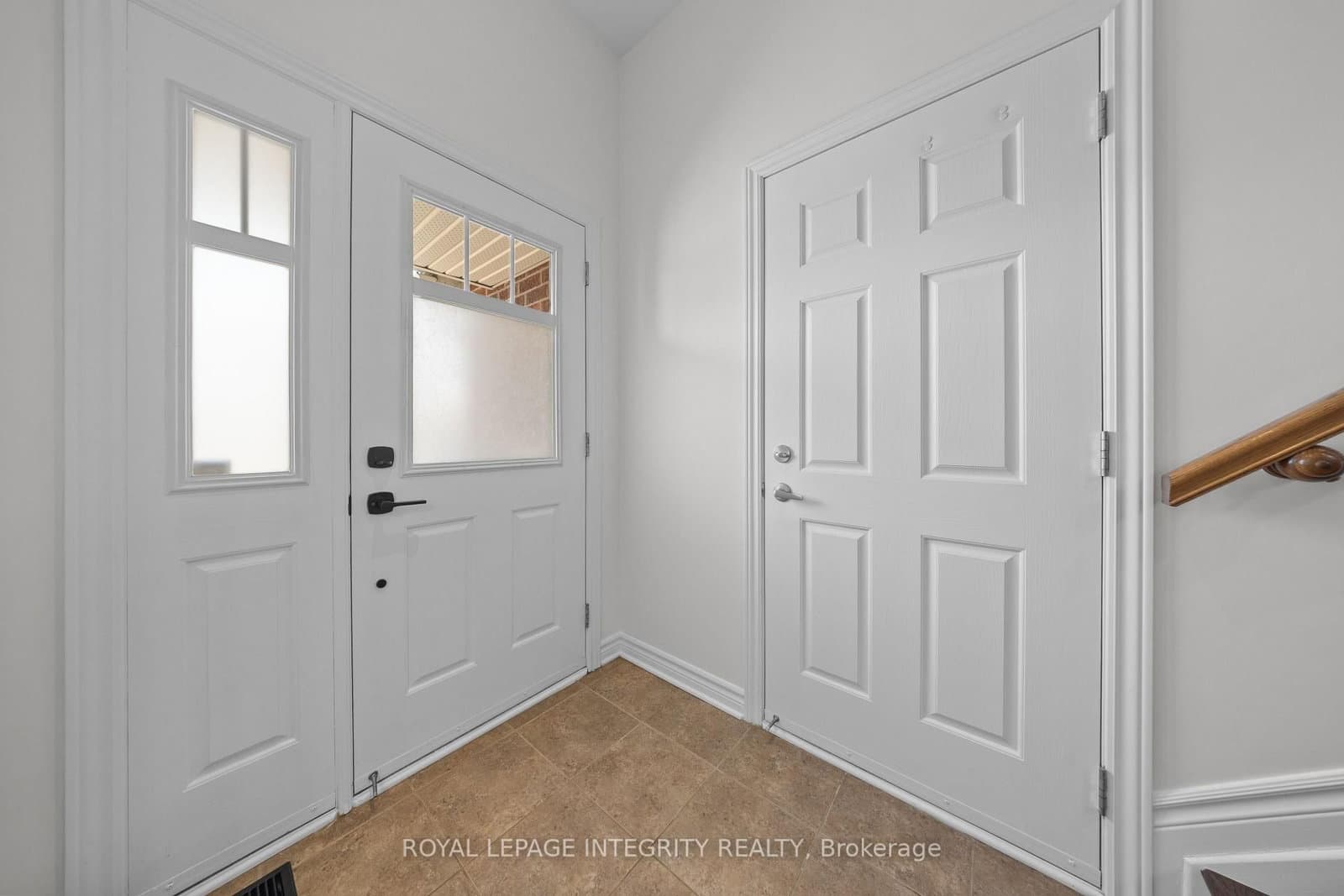 356 Ravenswood Way, Ottawa, ON — photo 3