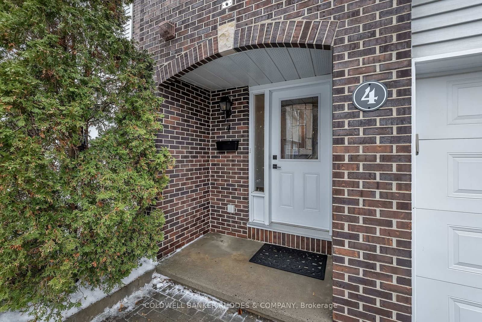4 Almond Lane, Ottawa, ON