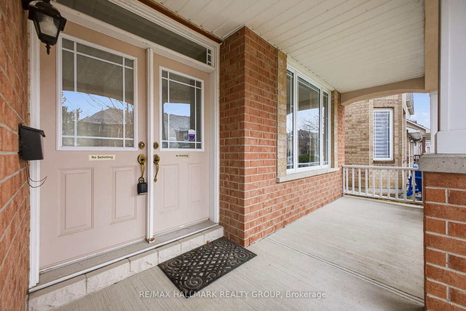 747 Larcastle Circle, Ottawa, ON — photo 3