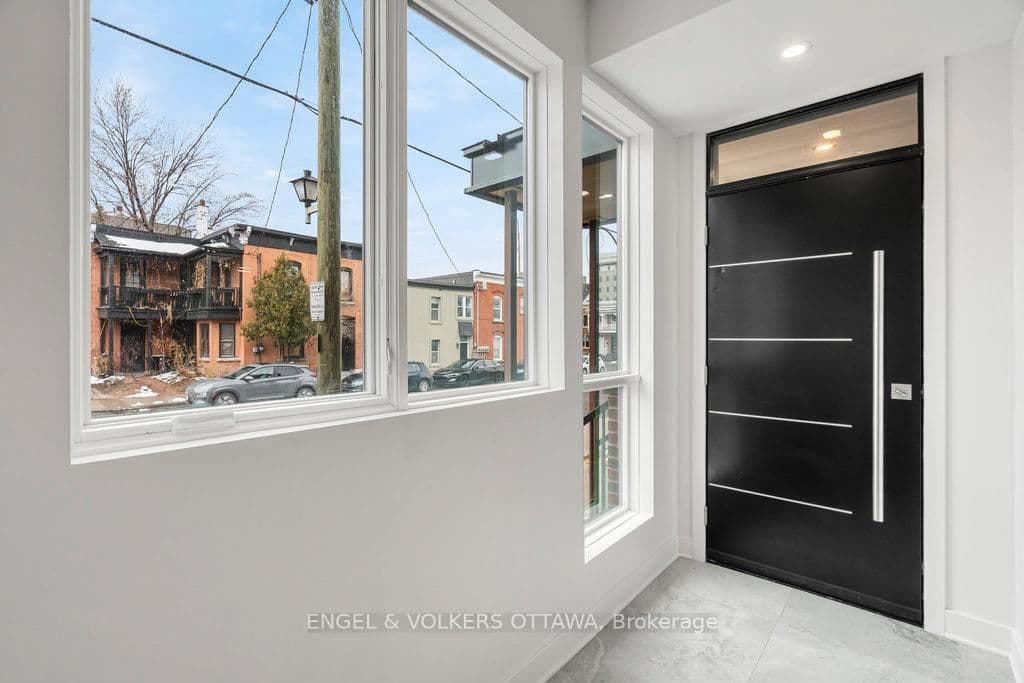 71 Parent Avenue, Ottawa, ON — photo 3