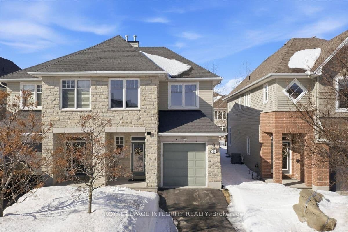418 Rochefort Circle, Ottawa, ON