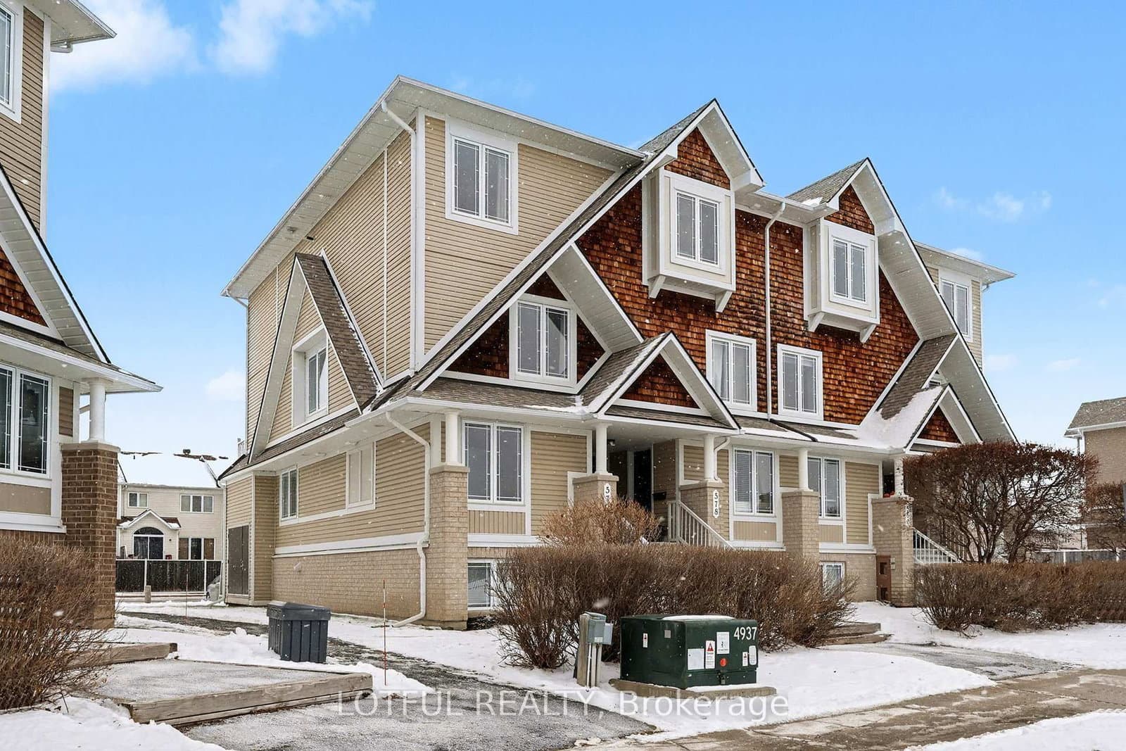 576 Lakeridge Drive, Ottawa, ON — photo 3