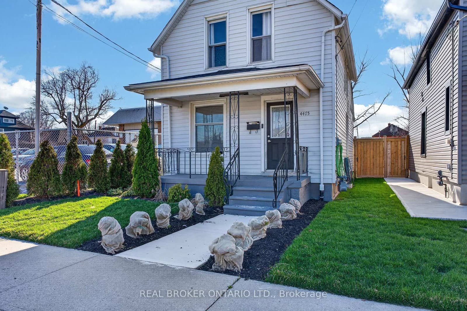 4475 First Avenue, Niagara Falls, ON — photo 2