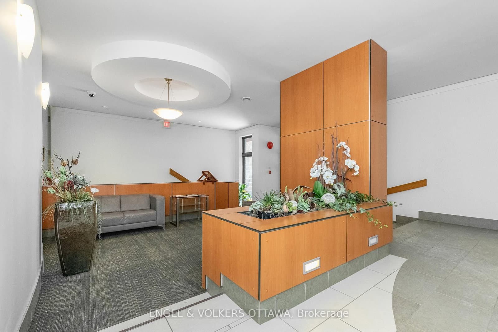 906 - 373 LAURIER Avenue, Ottawa, ON — photo 3