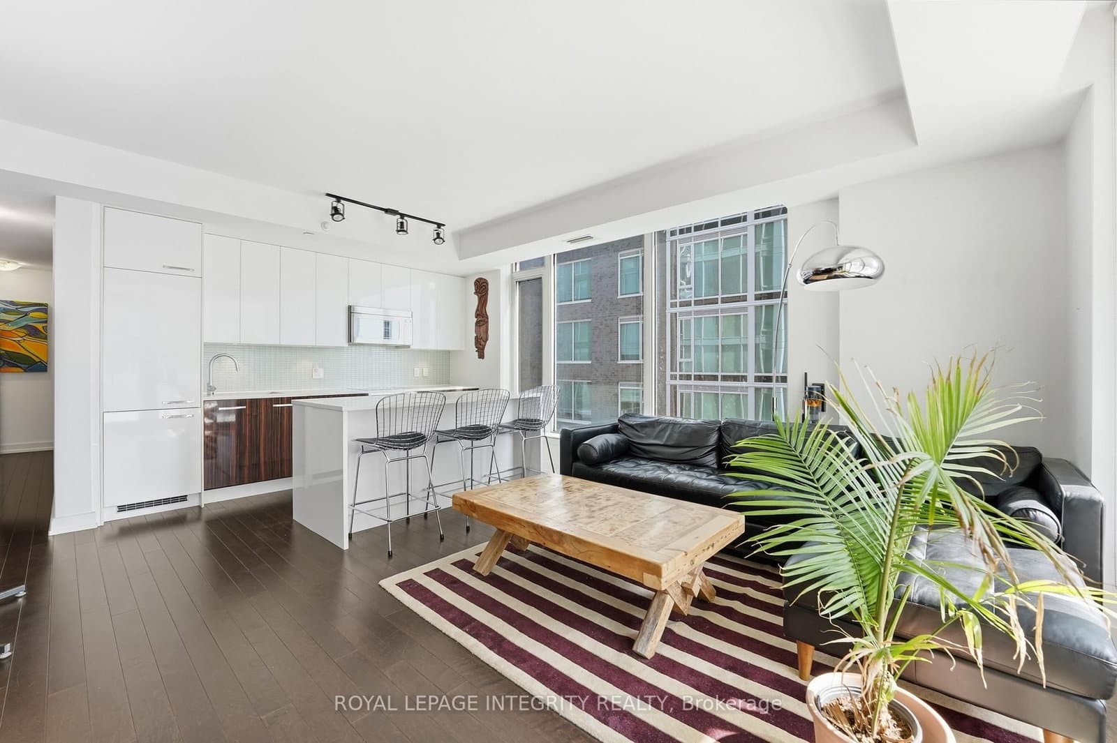 401 - 111 Champagne Avenue, Ottawa, ON — photo 2