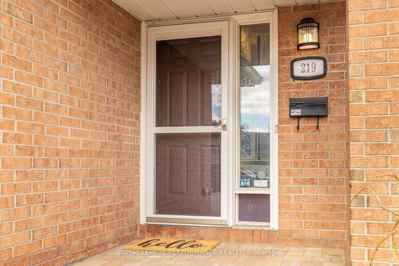 219 Switzer Avenue, Ottawa, ON — photo 3