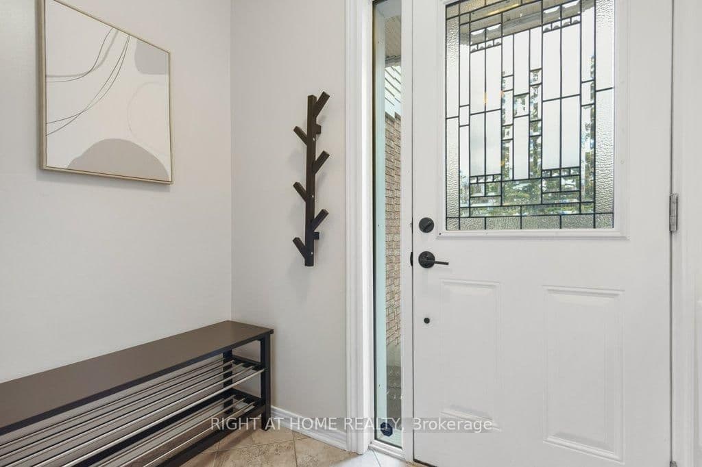 57 Chester Crescent, Ottawa, ON — photo 3