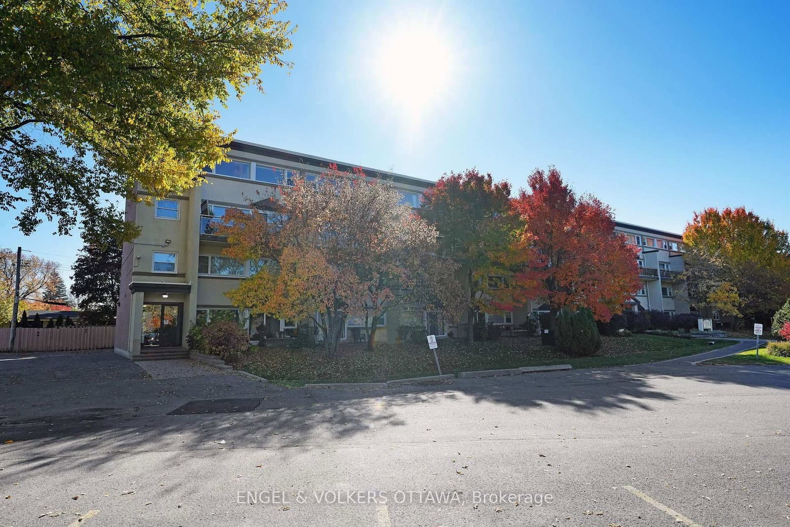 216 - 12 Corkstown Road, Ottawa, ON