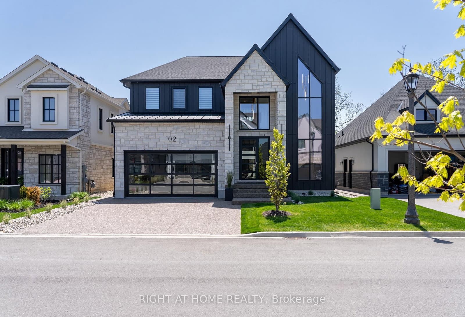 102 Millpond Road, Niagara-on-the-Lake, ON — photo 2