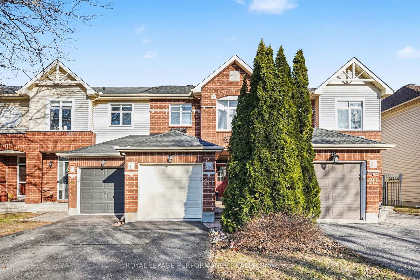 214 Windhurst Drive, Ottawa, ON