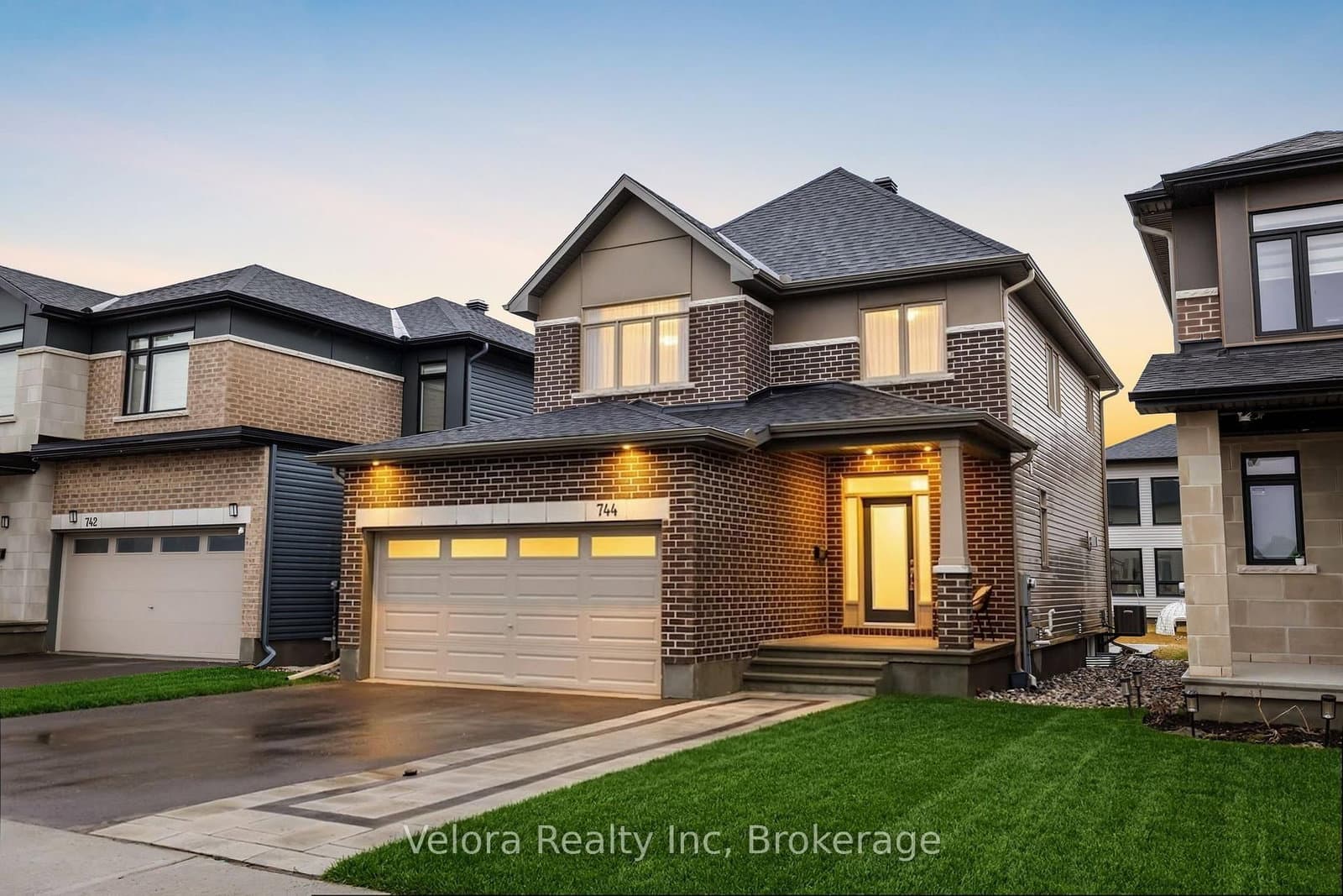 744 Cope Drive, Ottawa, ON — photo 2