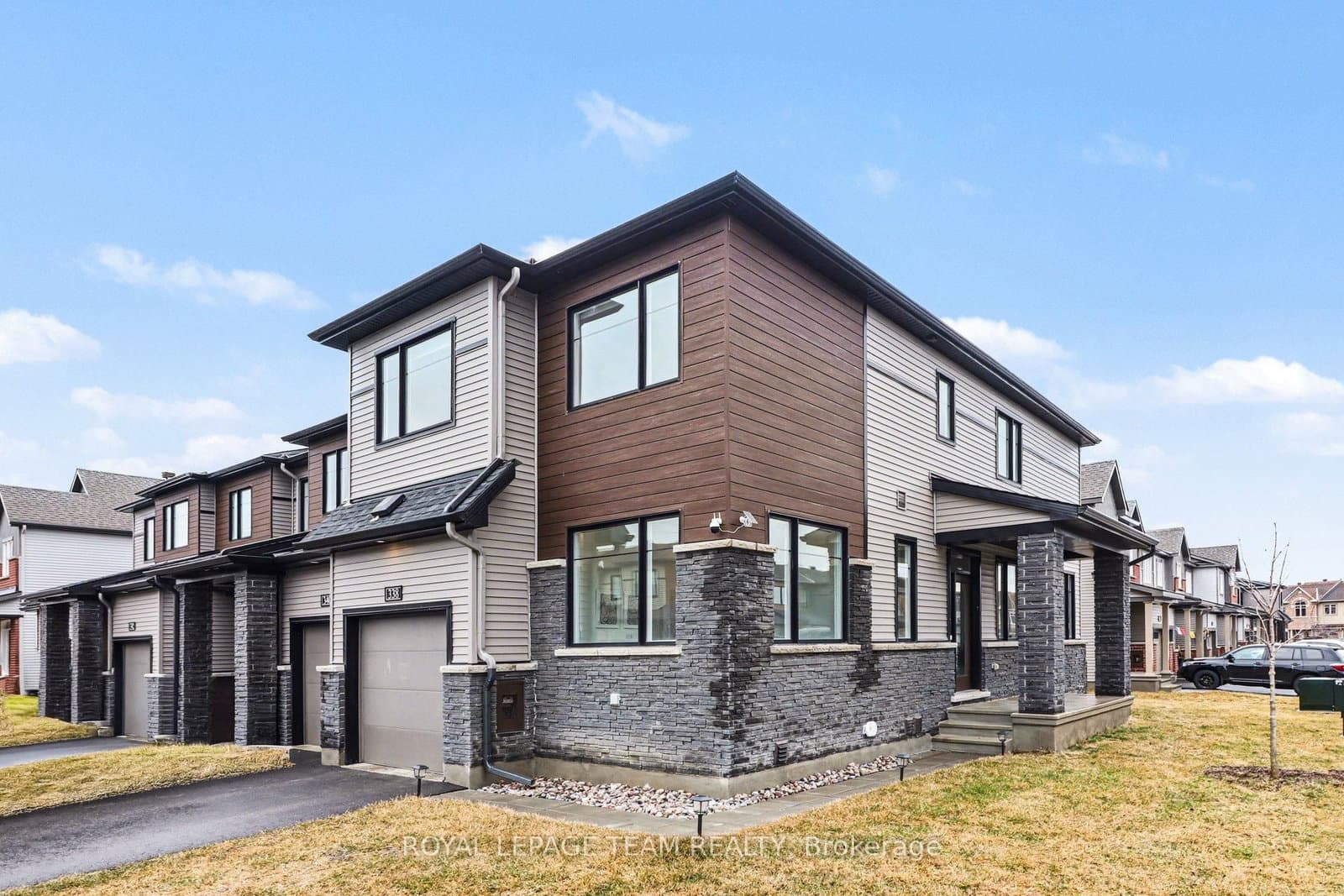 338 Establish Avenue, Orleans, ON — photo 2