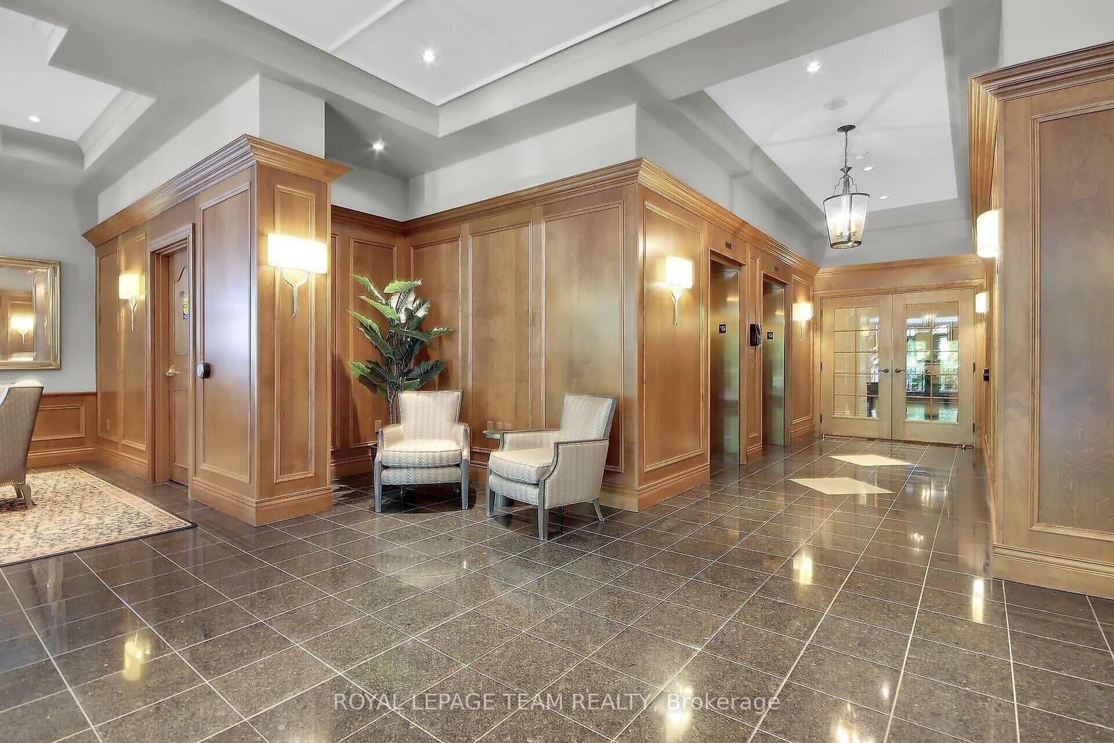 1104 - 131 Wurtemburg Street, Ottawa, ON — photo 3