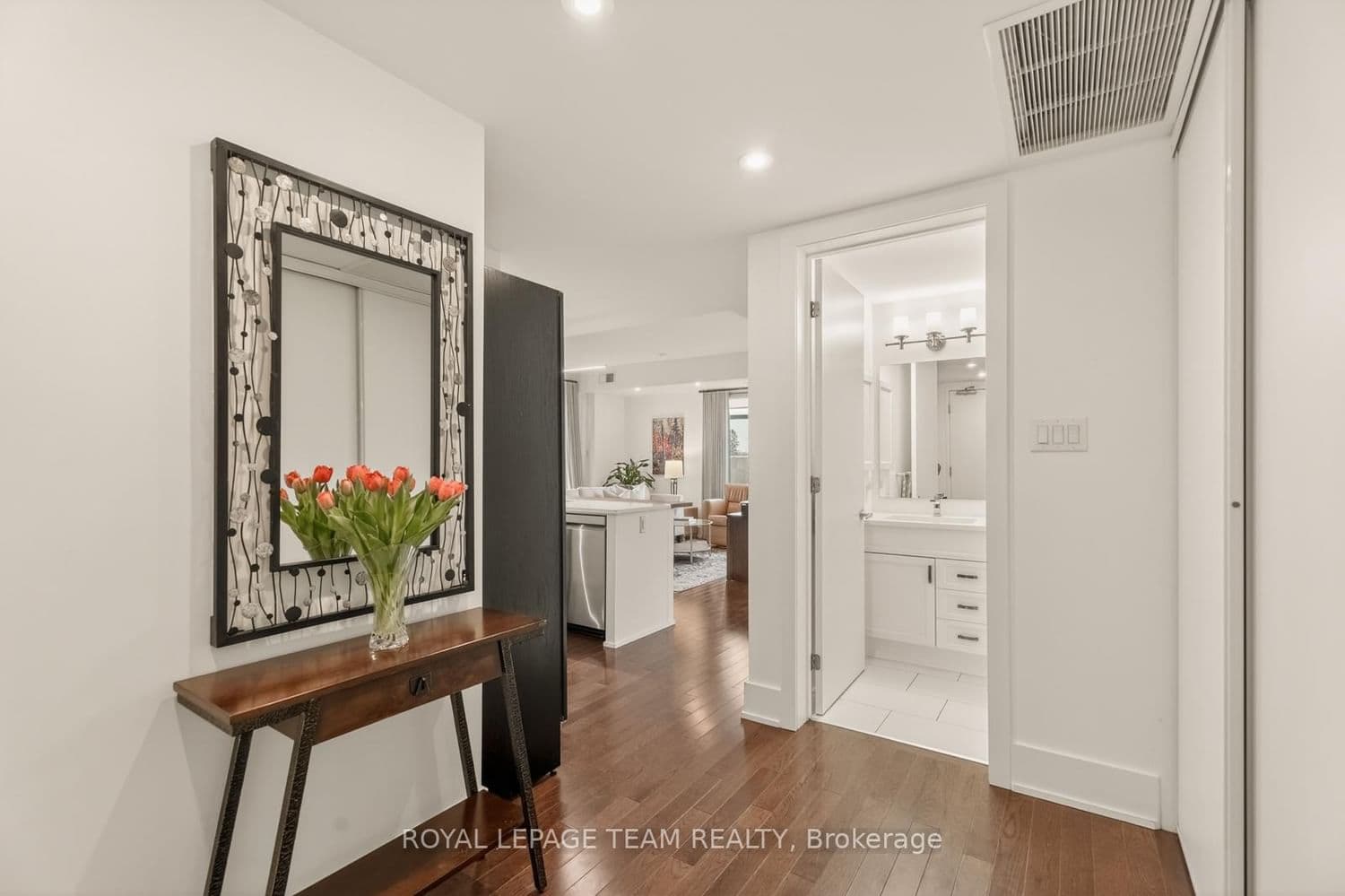 503 - 131 Holland Avenue, Ottawa, ON — photo 2