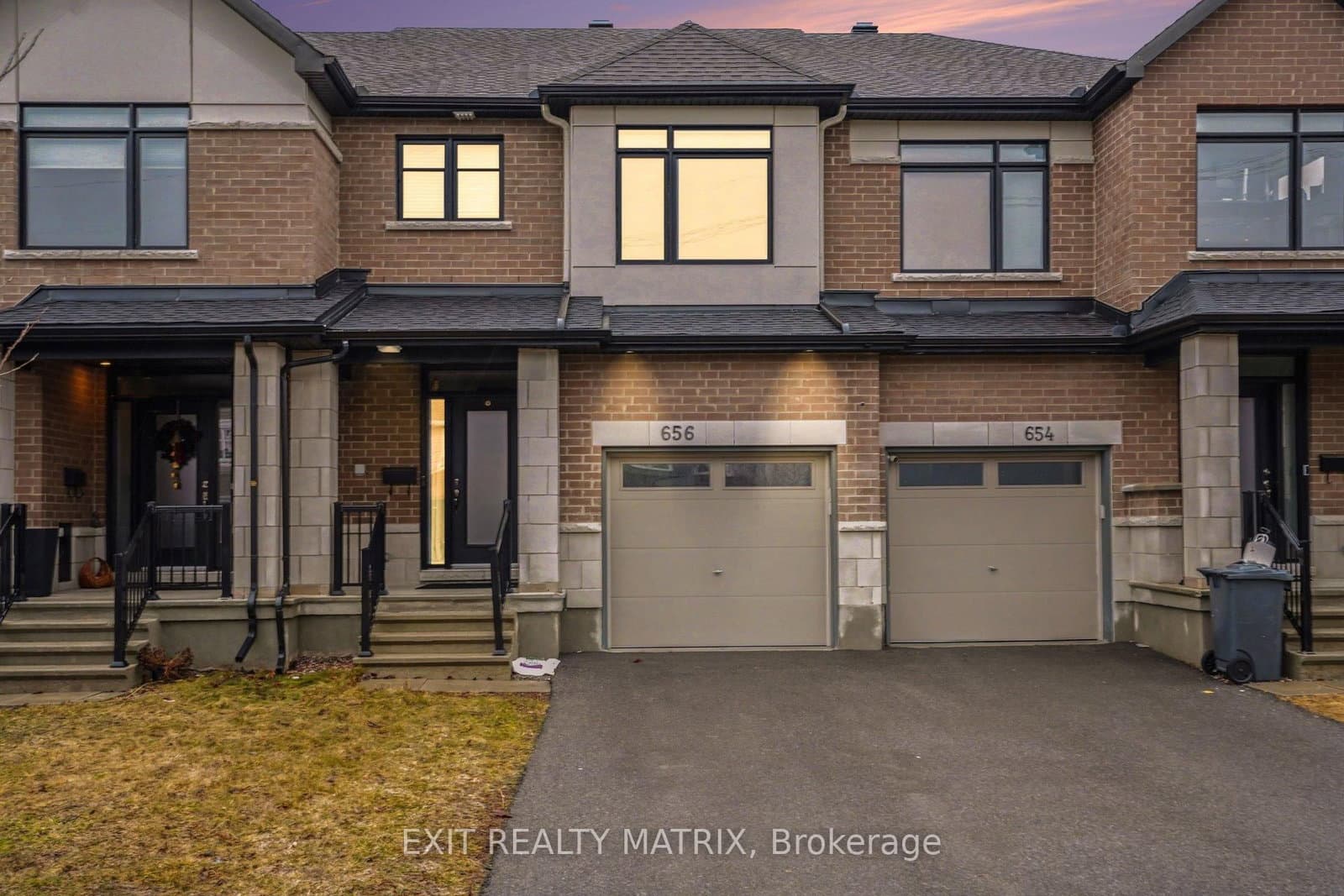 656 Putney Crescent, Ottawa, ON — photo 2