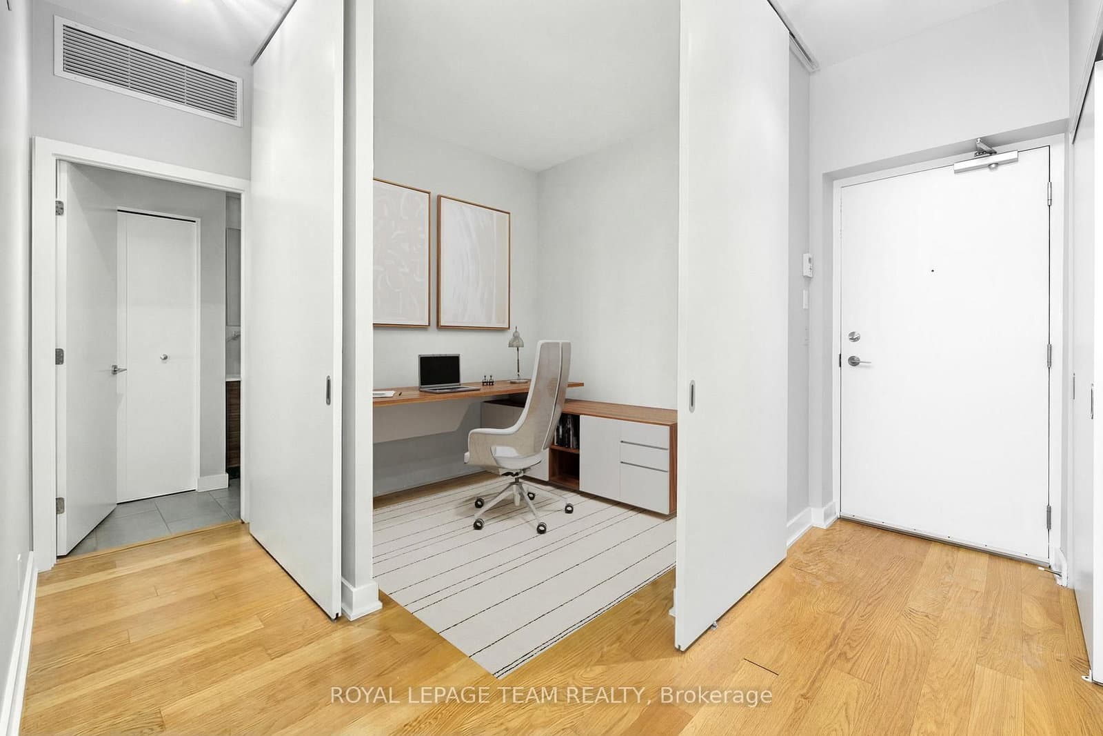 318 - 354 Gladstone Avenue, Ottawa, ON — photo 2