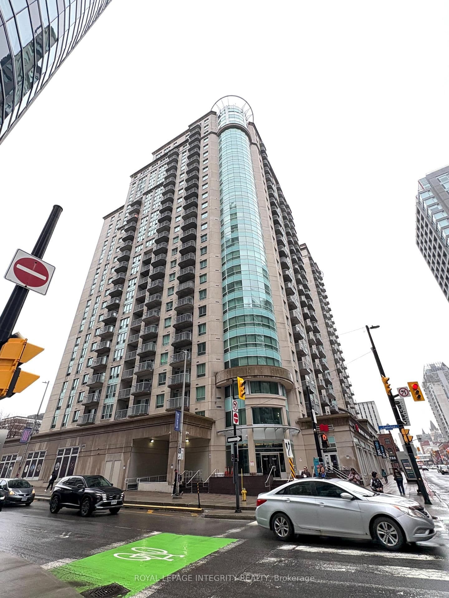 1808 - 234 Rideau Street, Ottawa, ON