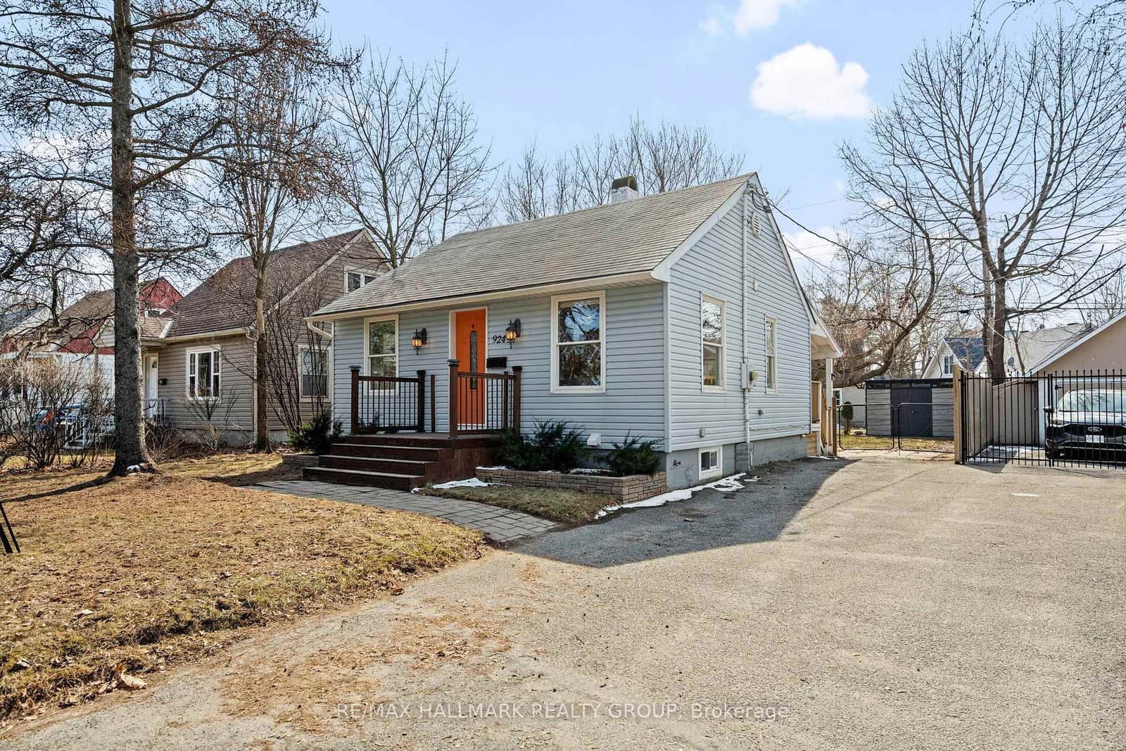 924 Fisher Avenue, Ottawa, ON — photo 3