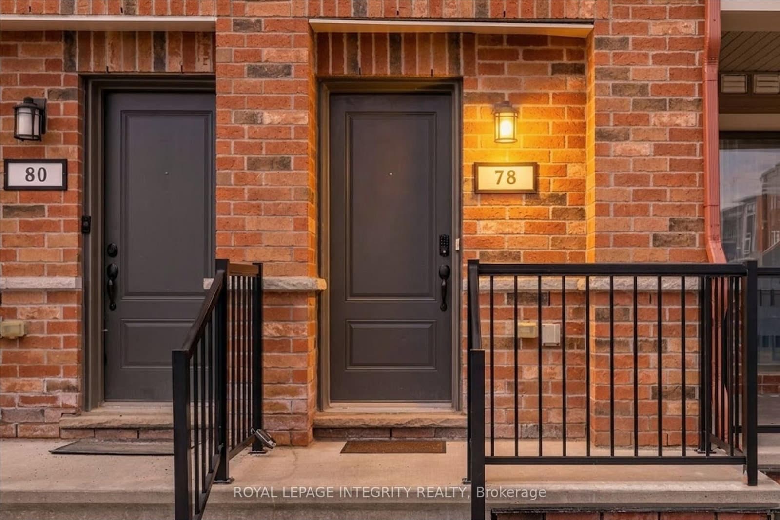 78 Lyrid Private, Ottawa, ON — photo 2