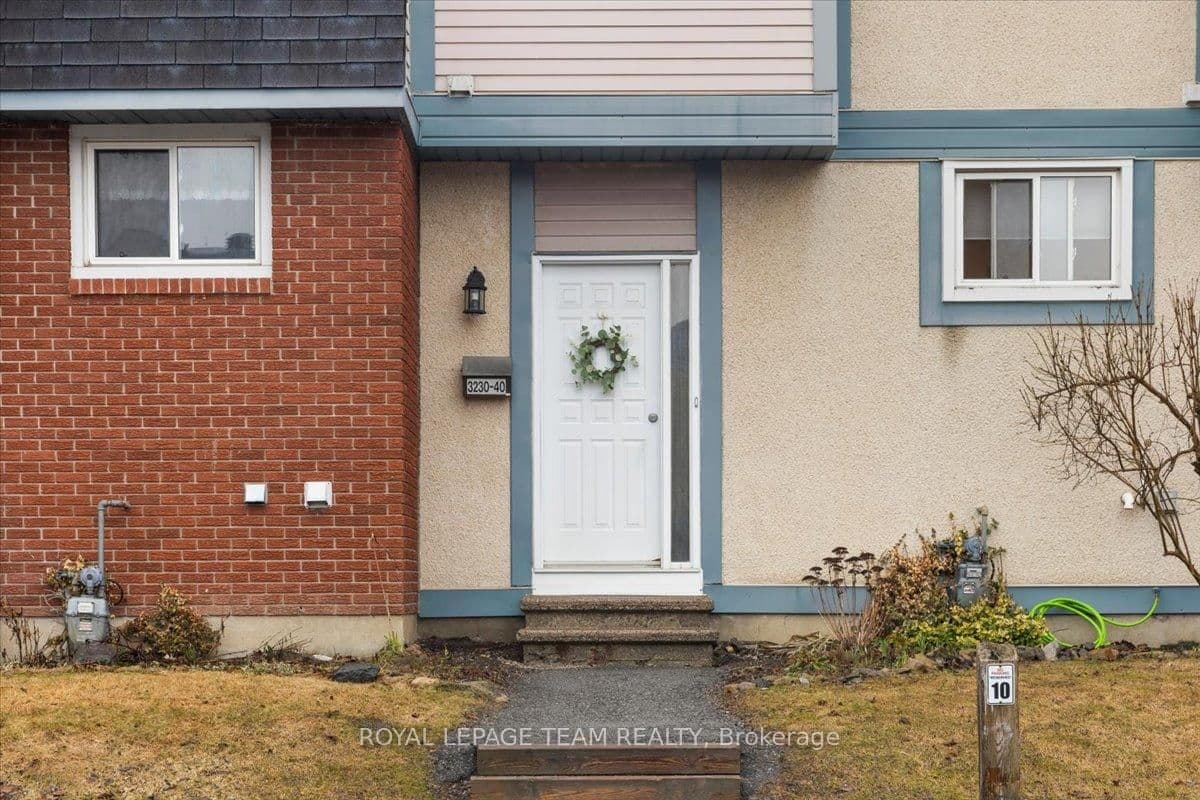 40 - 3230 Uplands Drive, Ottawa, ON — photo 2