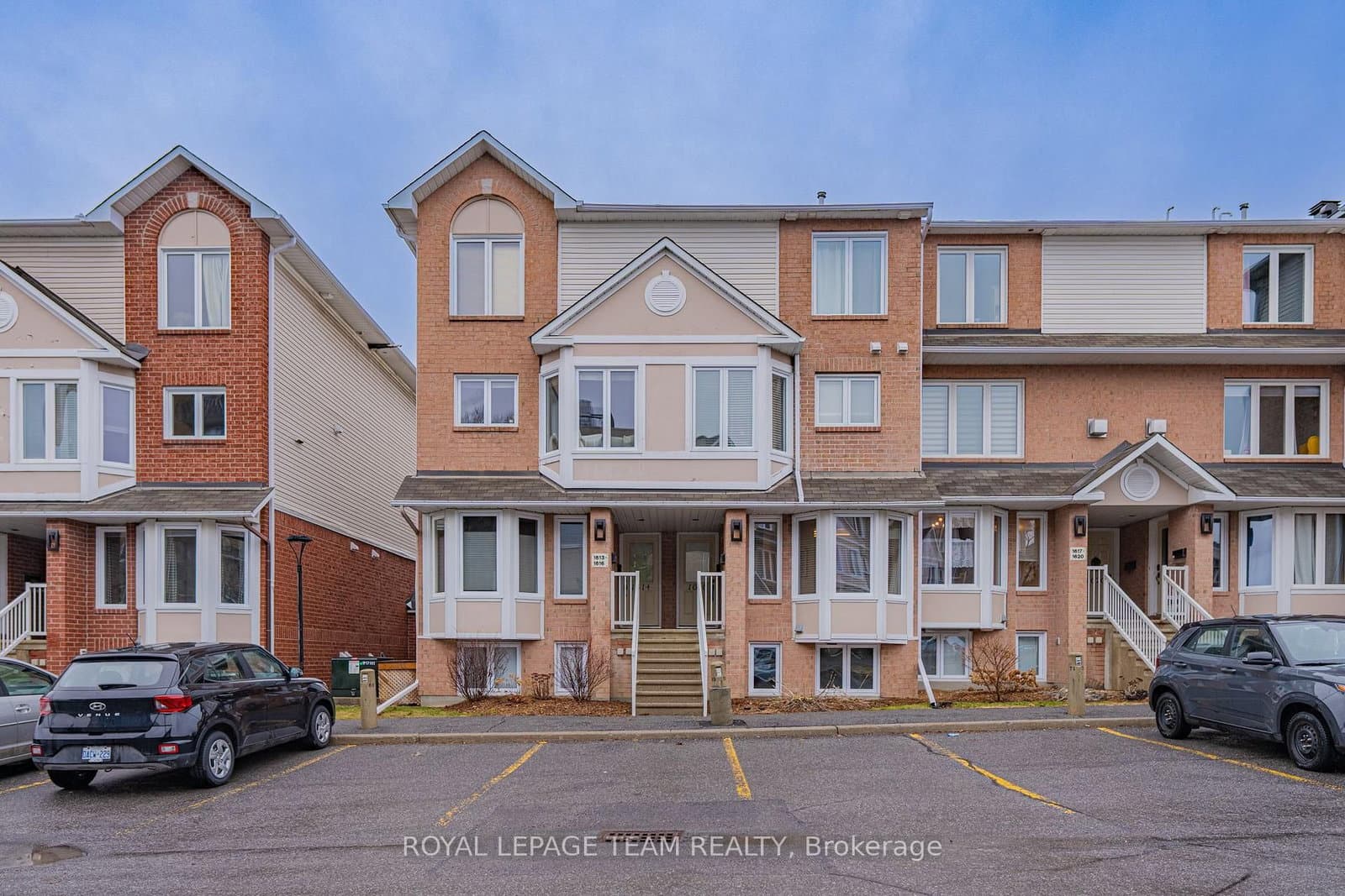 1615 Locksley Lane, Ottawa, ON