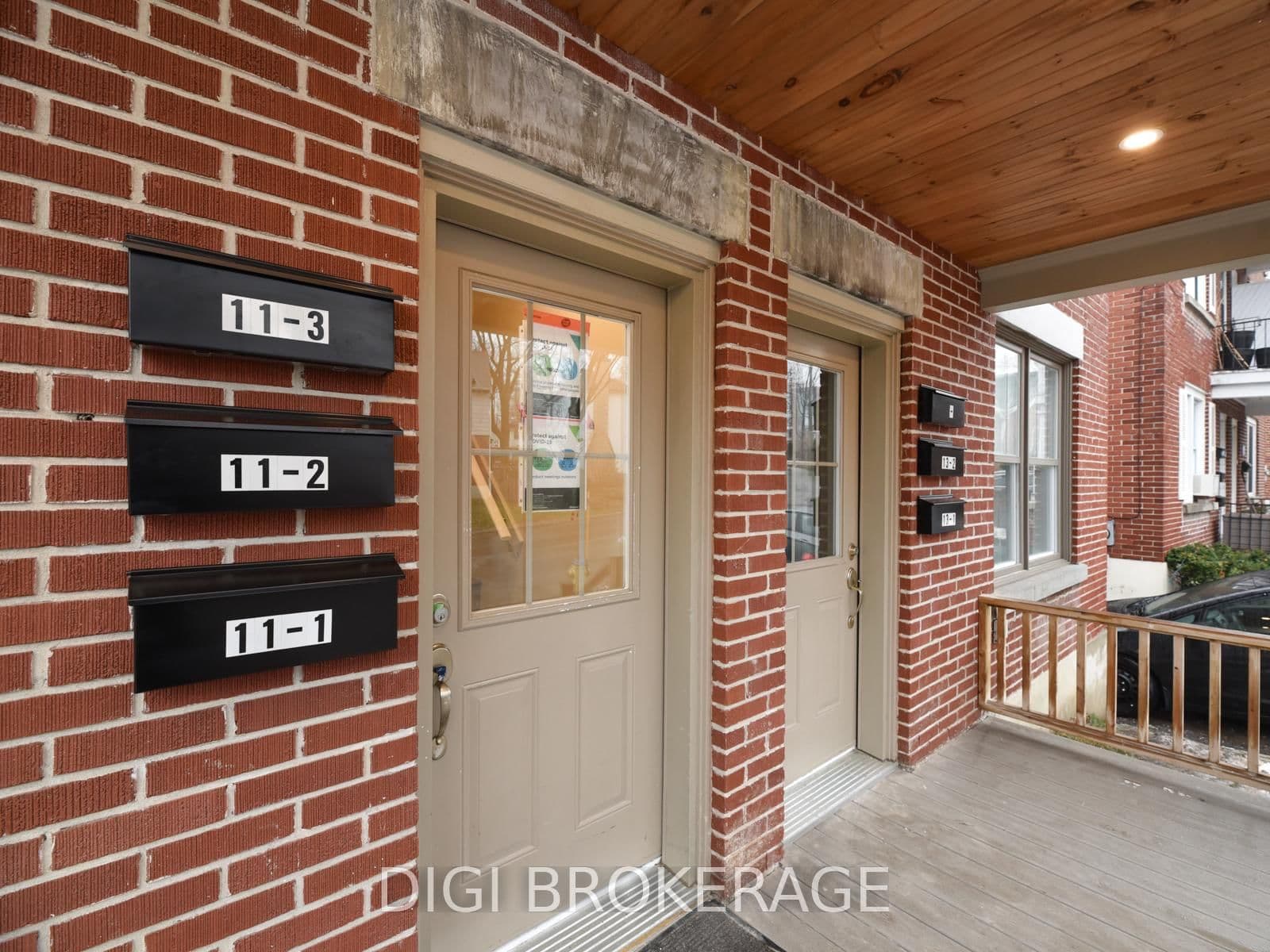 11-1,2,3; 13-1,2,3 - 11 & 13 Acacia Avenue, Ottawa, ON