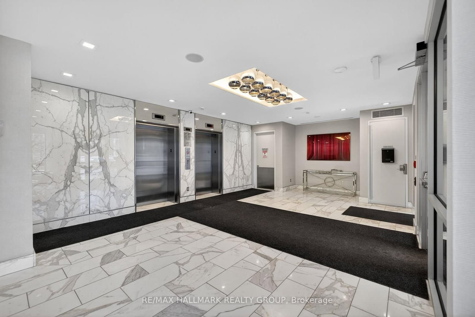 705 - 201 Parkdale Avenue, Ottawa, ON — photo 2