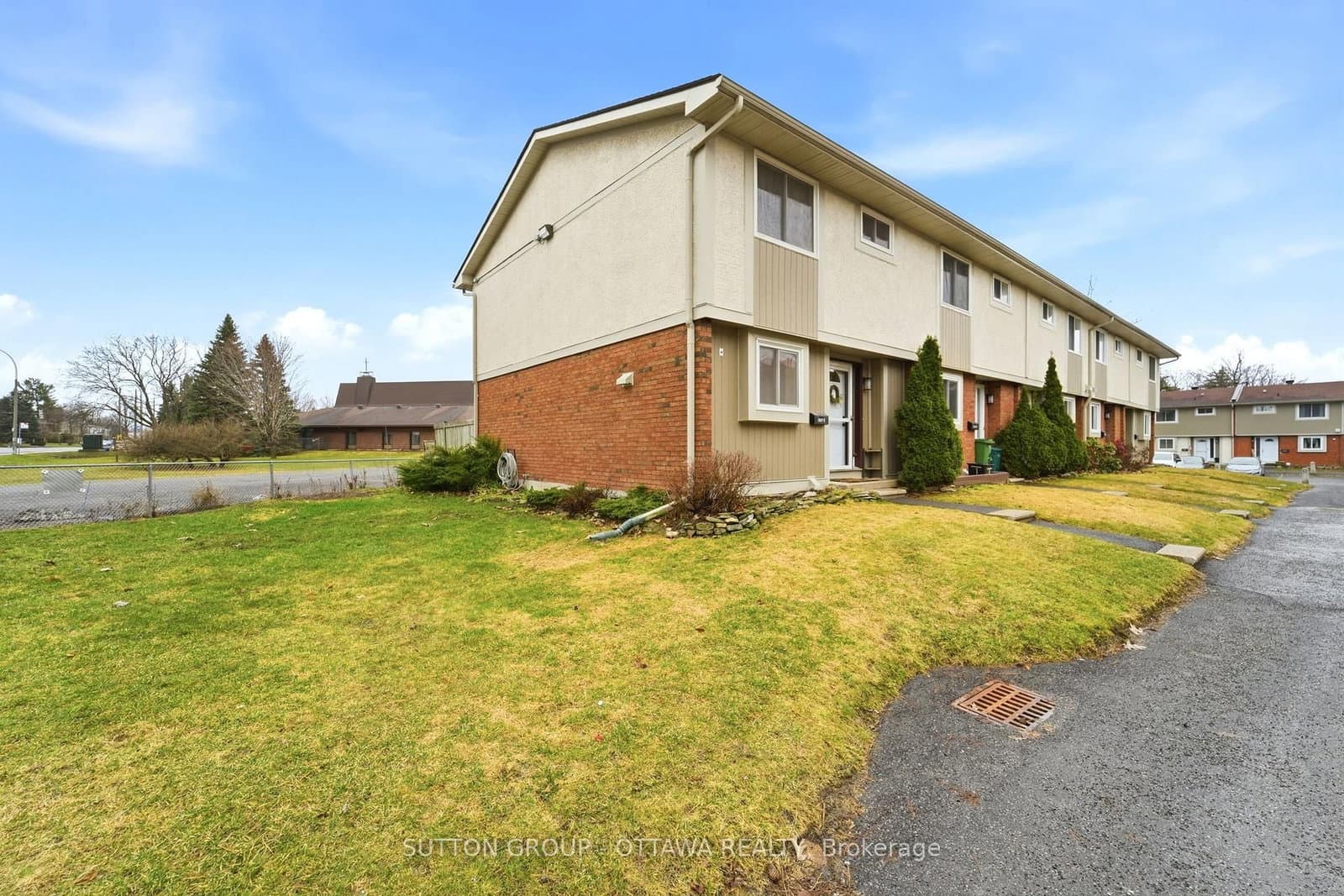 3907E Old Richmond Road, Ottawa, ON — photo 2