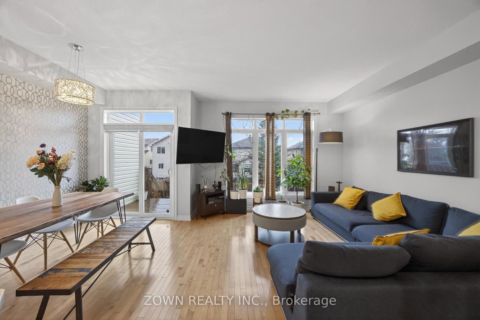 356 Kingbrook Drive, Ottawa, ON — photo 3