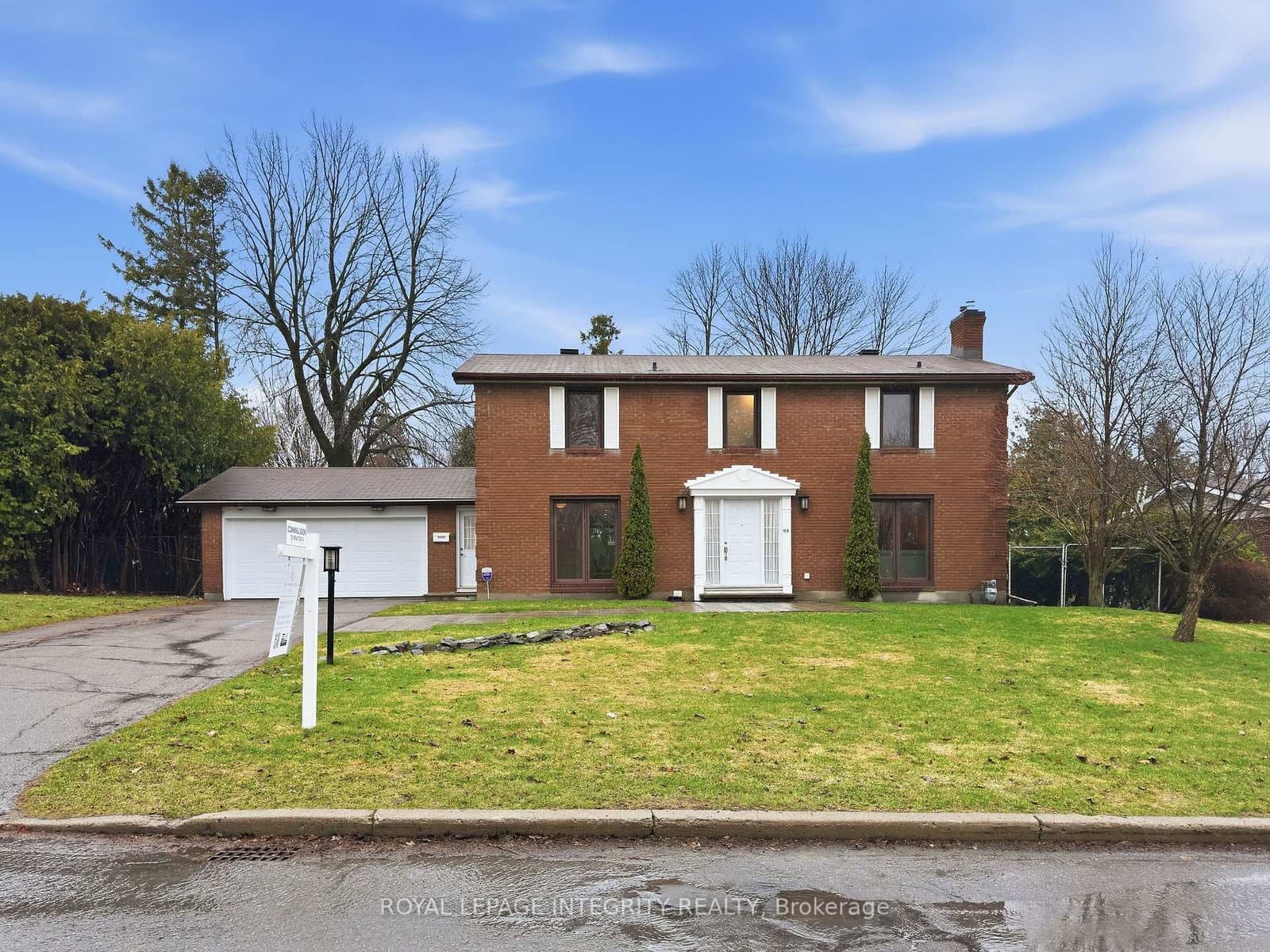 68 Beaver Ridge, Nepean, ON