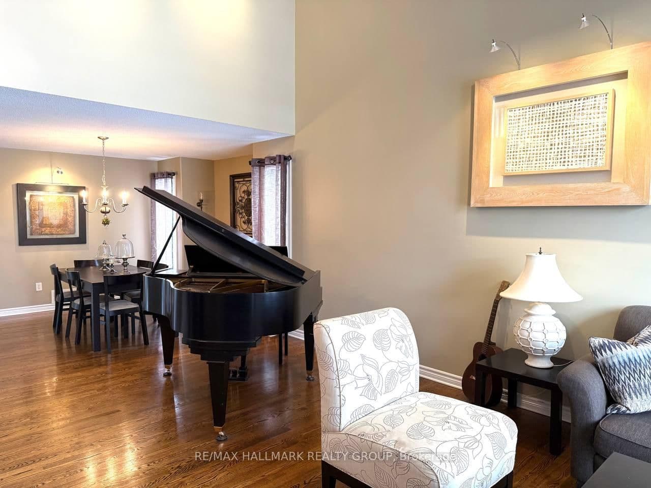 9 Blackshire Circle, Ottawa, ON — photo 3