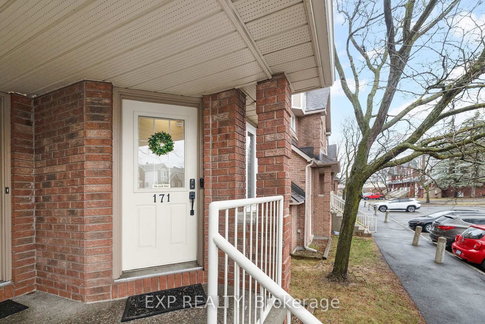 171 Briston Private, Ottawa, ON — photo 2