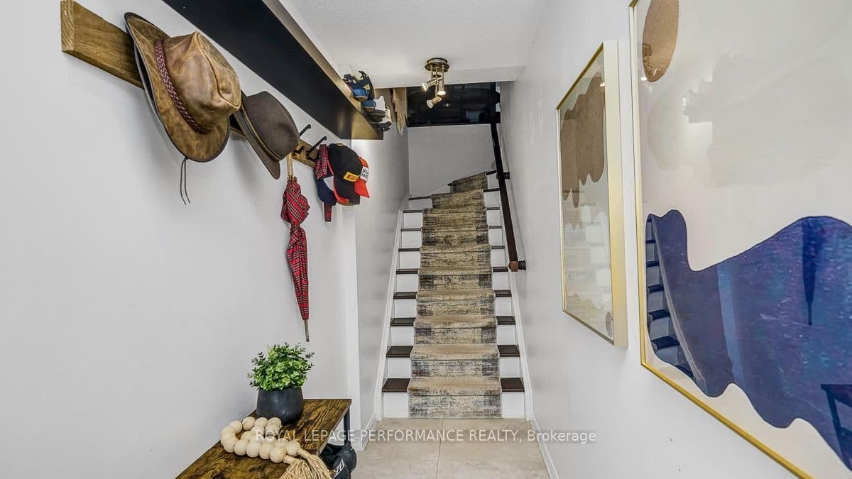 2D - 4 Columbus Avenue, Ottawa, ON — photo 3