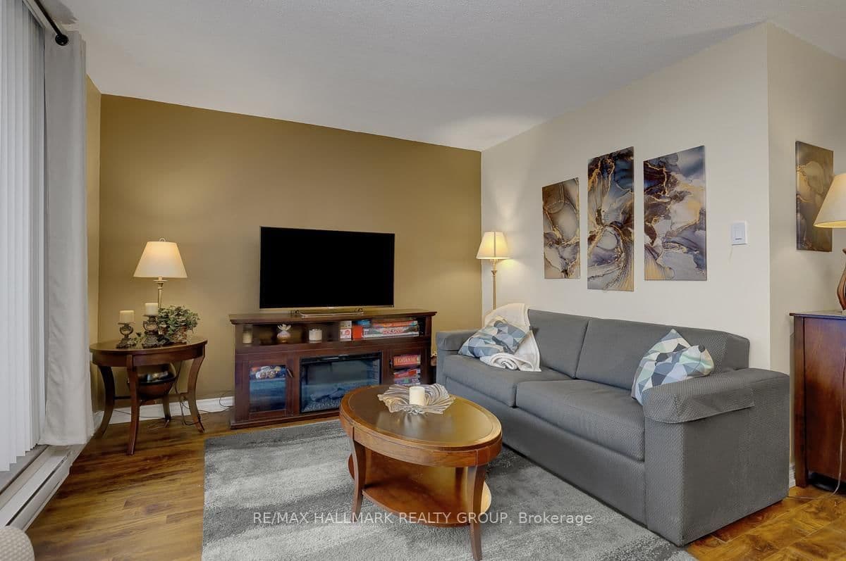 210 - 2000 Jasmine Crescent, Ottawa, ON — photo 3