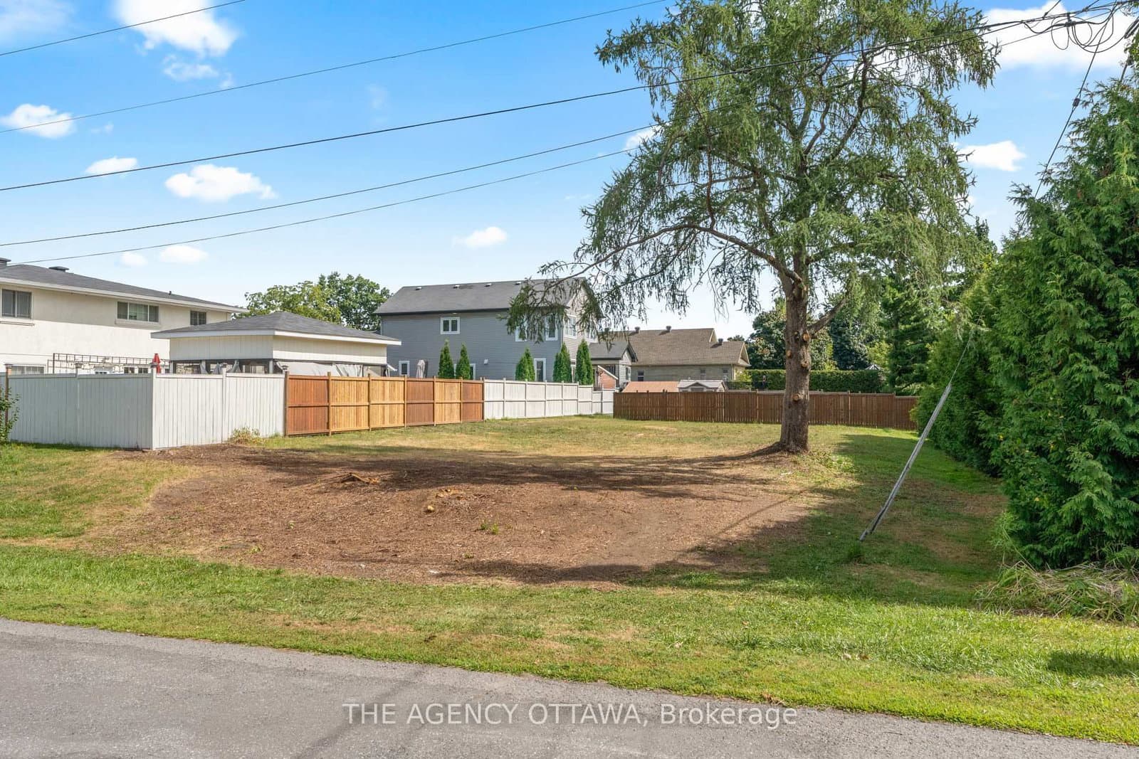 9 Doris Avenue, Ottawa, ON — photo 3