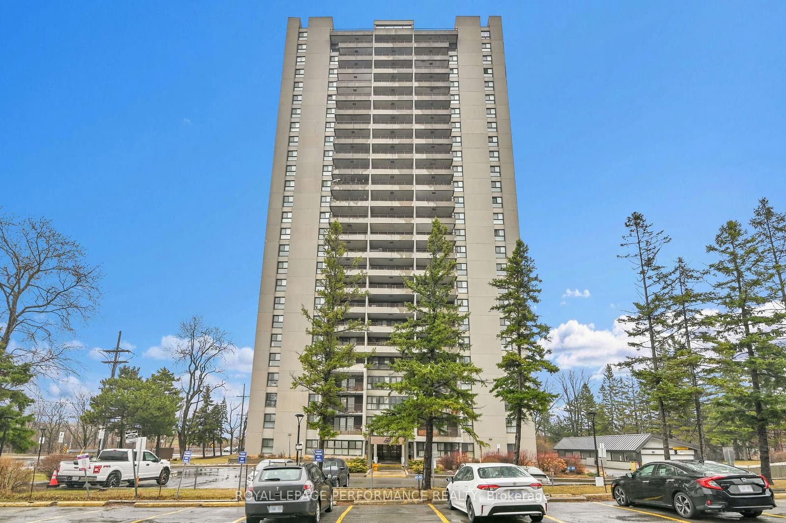 1102 - 1785 Frobisher Lane, Ottawa, ON — photo 3