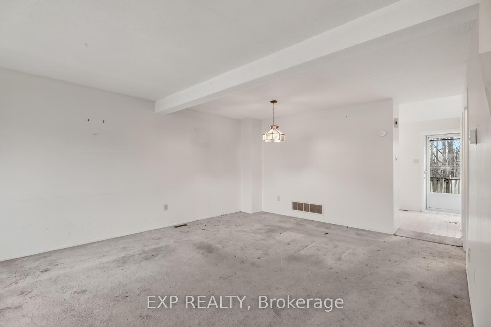 235 Teal Crescent, Orleans, ON — photo 3