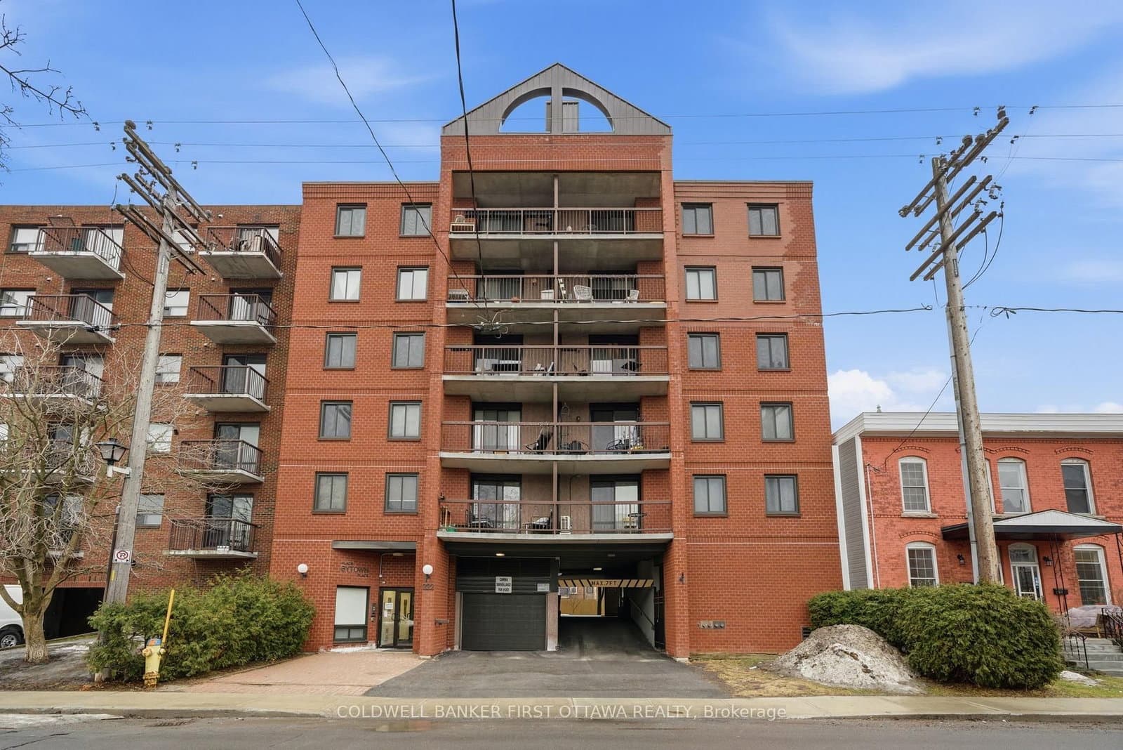 402 - 222 Guigues Avenue, Ottawa, ON — photo 2